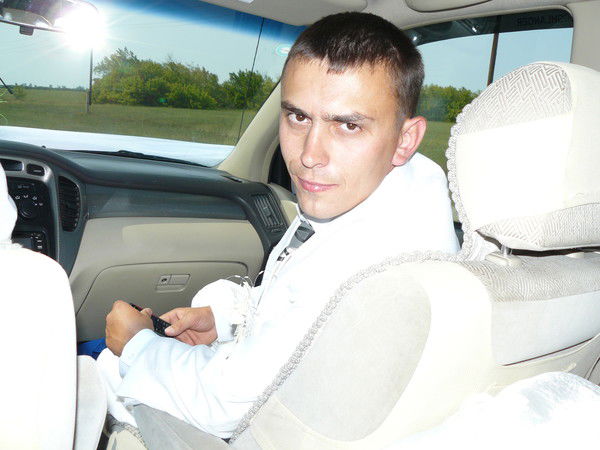 Юрий Месяцев