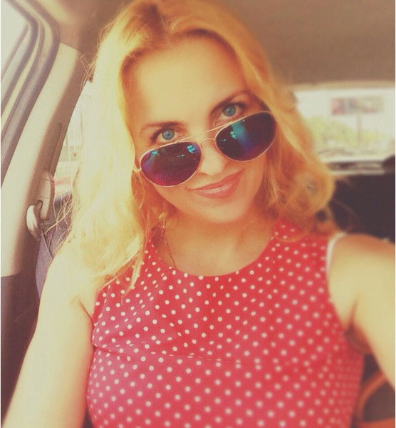 Юлия Шкаровская