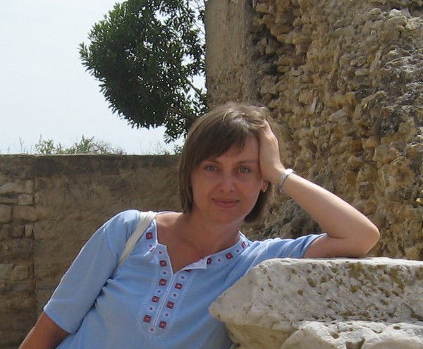 Елена Попова