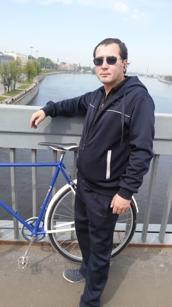 Акбар Хамракулов