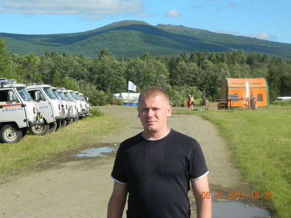 Азгар Надршин