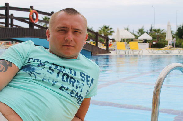 Неизвестно Неизвестно