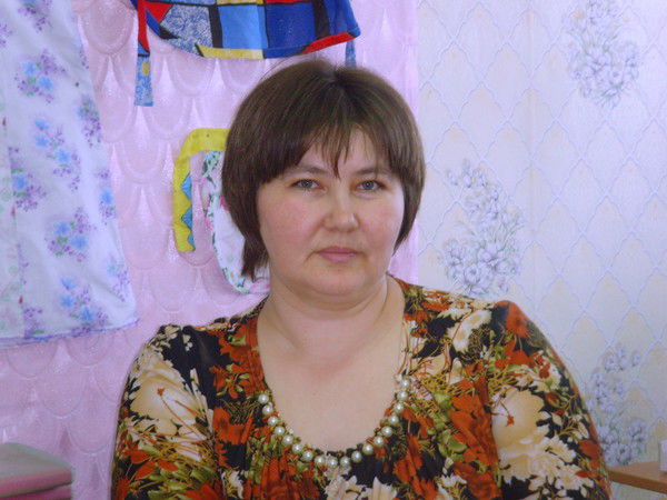 Лариса Попова