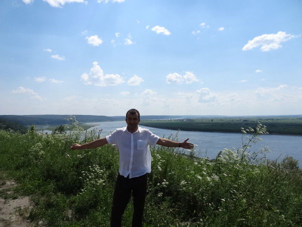 Антон Черкашин