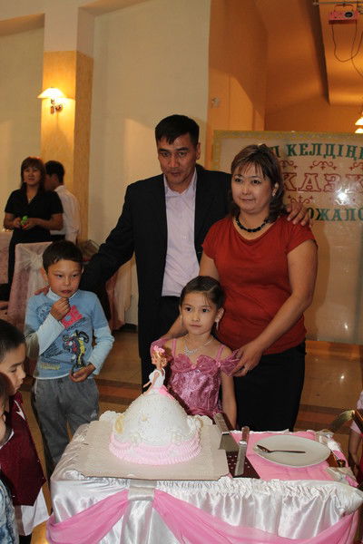 Айнур Саркытбекова