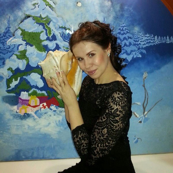 Натали Ясакова