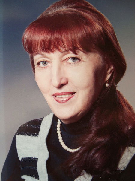 Лариса Половинко