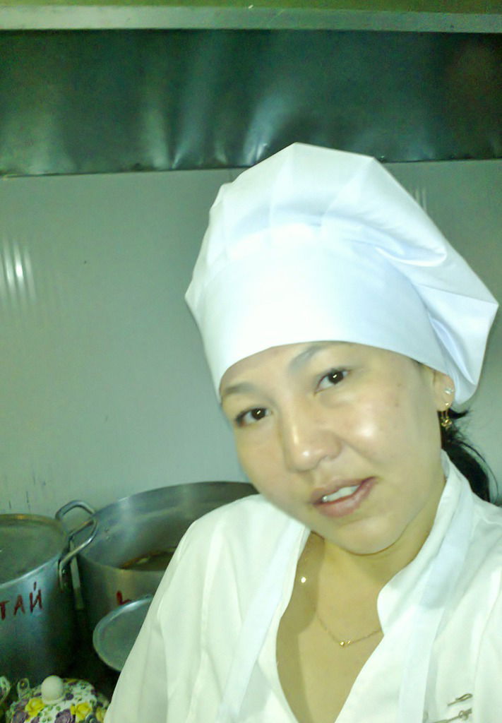 *алтын* Абсаматова