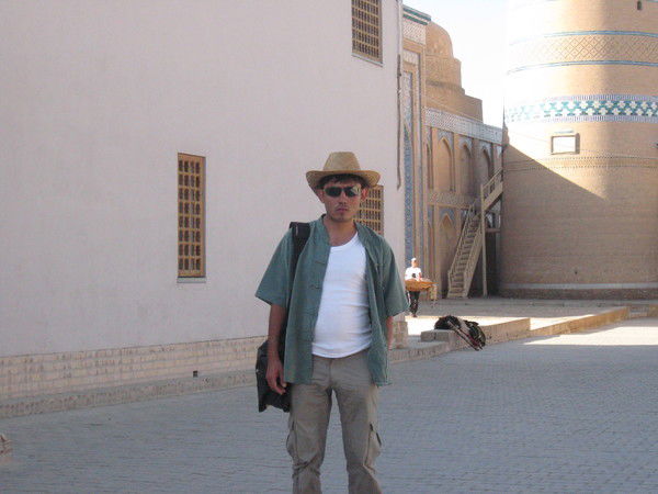 Шерзод Сапаров