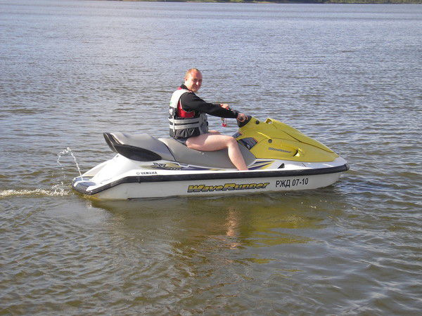 Александр Харитонов