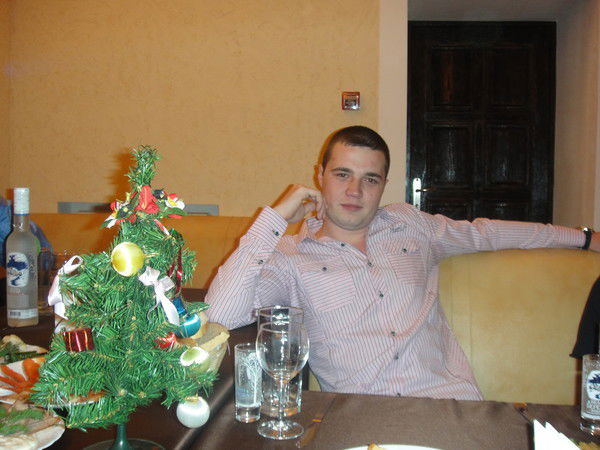 Виктор Честнов