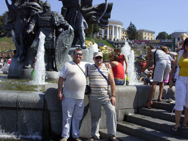 Игорь Петренко