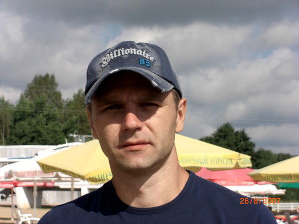 Олег Никифоров