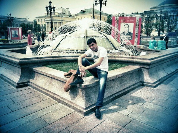 Рустам Асроров