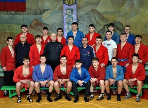 Денис Зотов