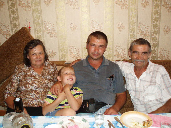 Руслан Максютов