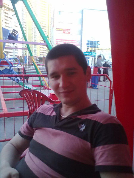 Динас Ганиев