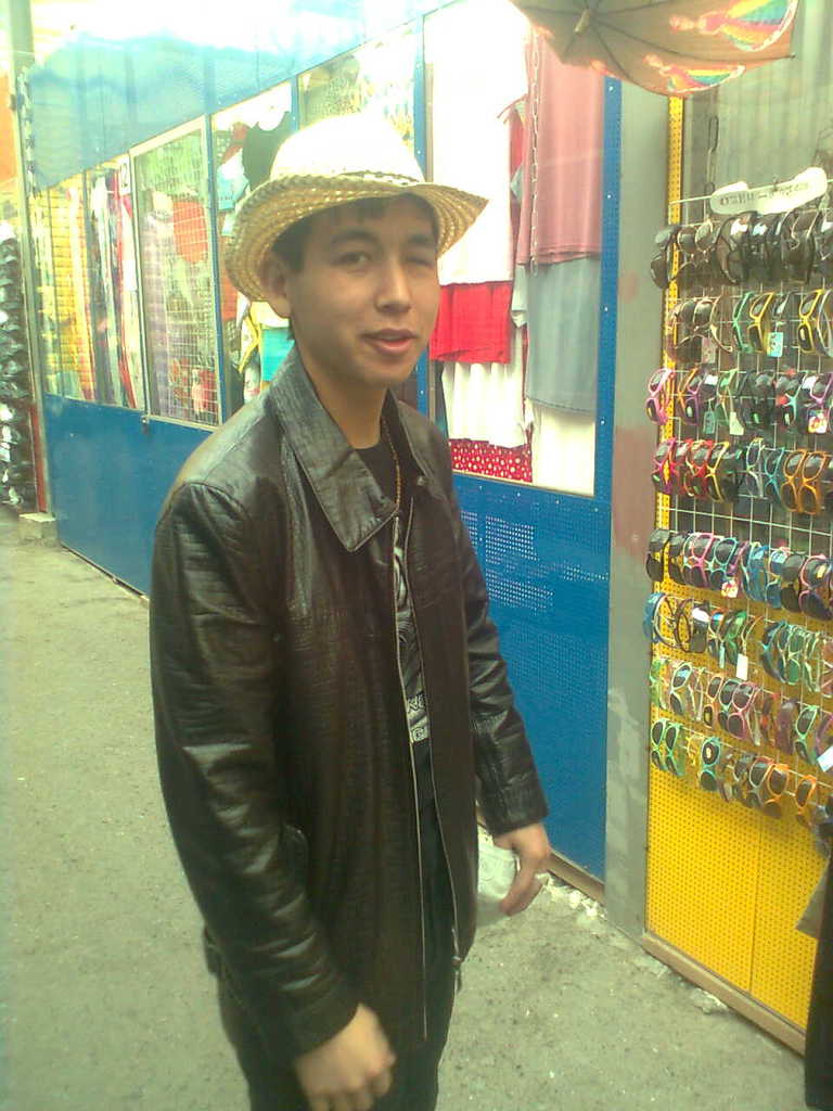 Иномжон Умаров