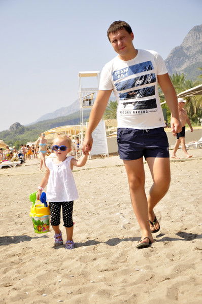 Олег Акутин