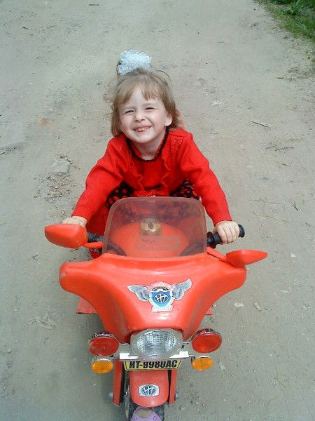 Маришка Светушкова