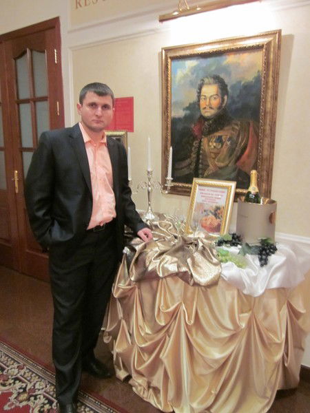 Неизвестно Неизвестно