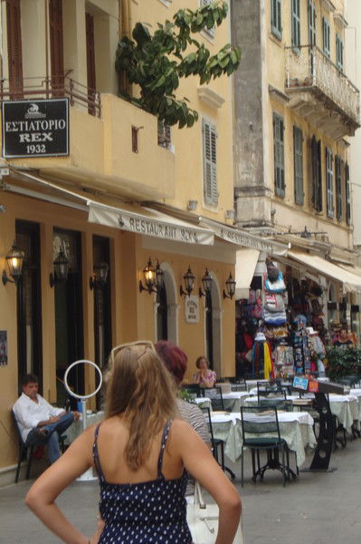 Неизвестно Неизвестно