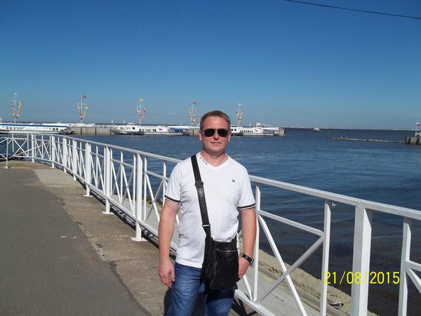 Дмитрий Шаповалов