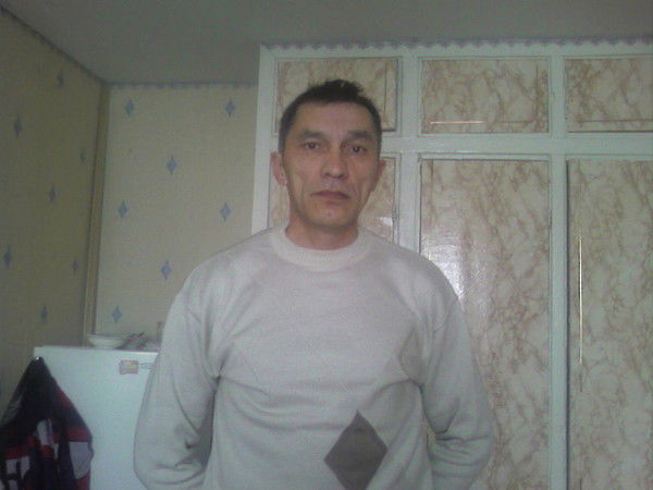 Рустам Shafikov