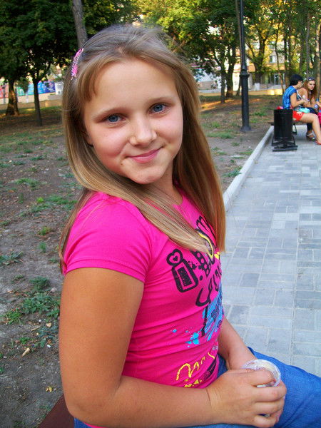 Света Светлячок