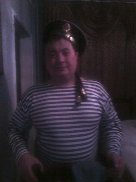 Султан Сакенов