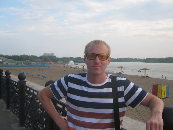 Виктор Михайлов