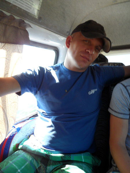 Денис Жданов