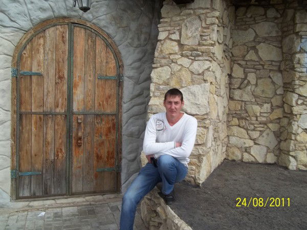 Руслан Николаев