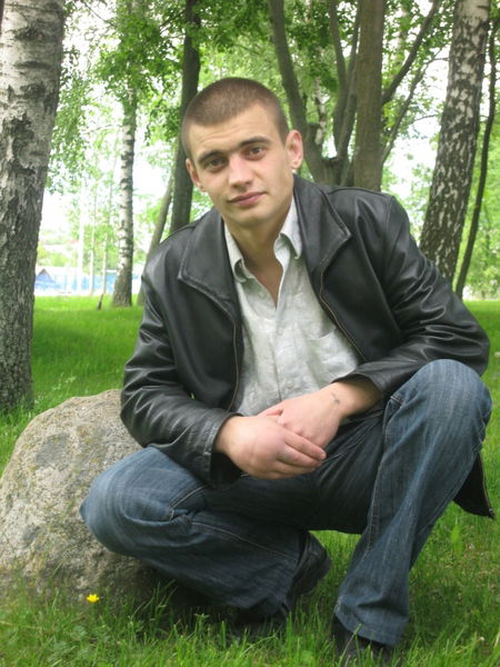 Олег Околов