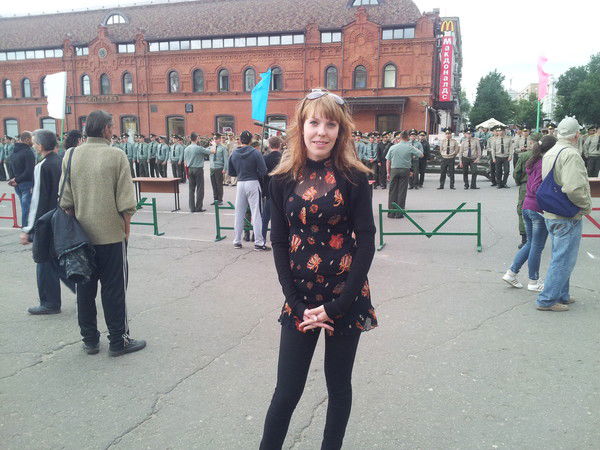 < Y*ulenk@ > < Pl@*stunova >