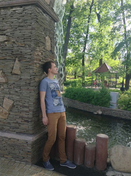 Антон Сушенко