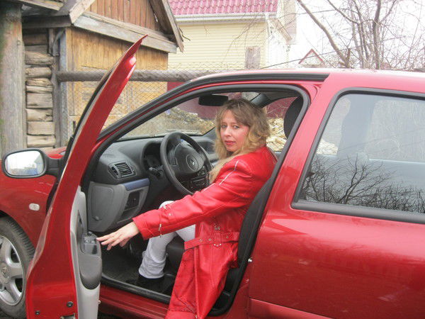 Наталья Ахатова