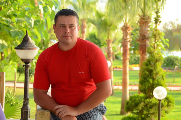 Сергей Хлопин