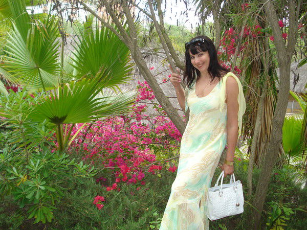 Лариса Светличная