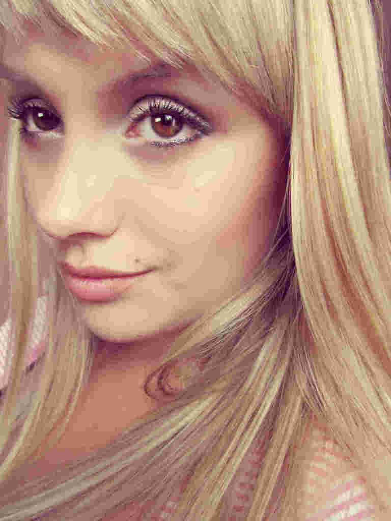 Анечка Куренцова