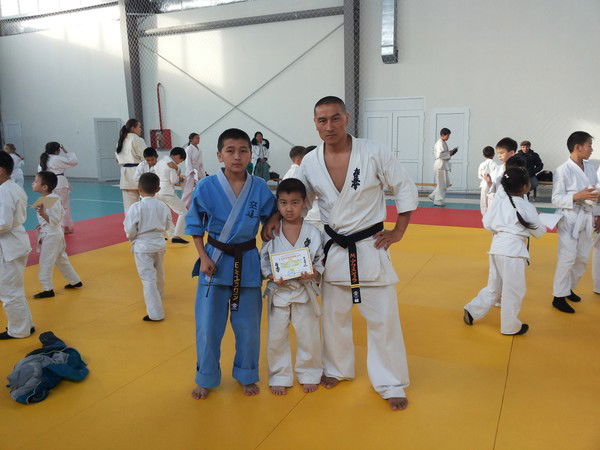 Медет Ахмеджанов