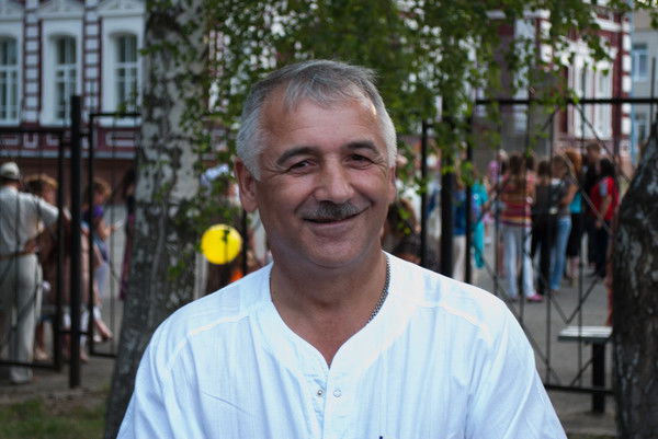 Александр Мирошниченко