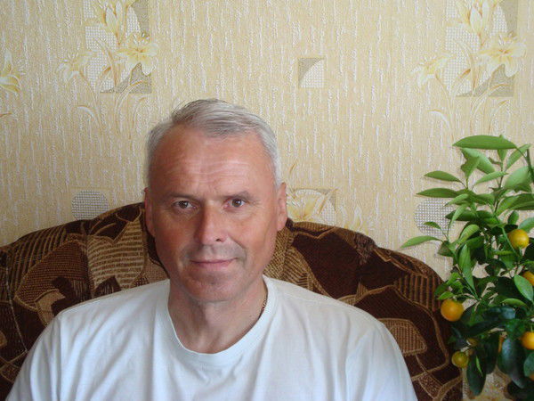 Владимир Пегов