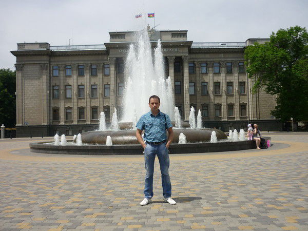 Роман Бабаков