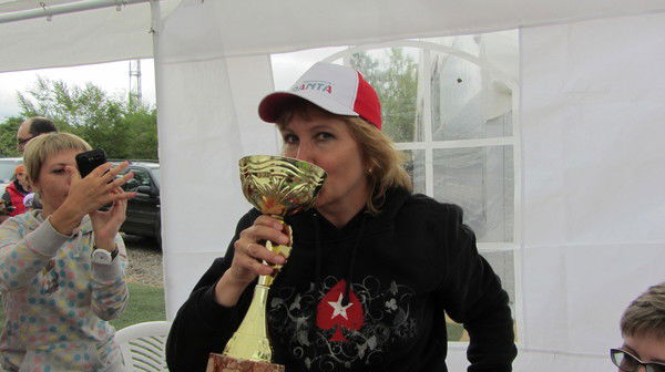 Елена Брацун