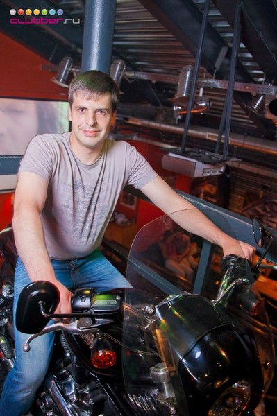 Олег Кондратенко