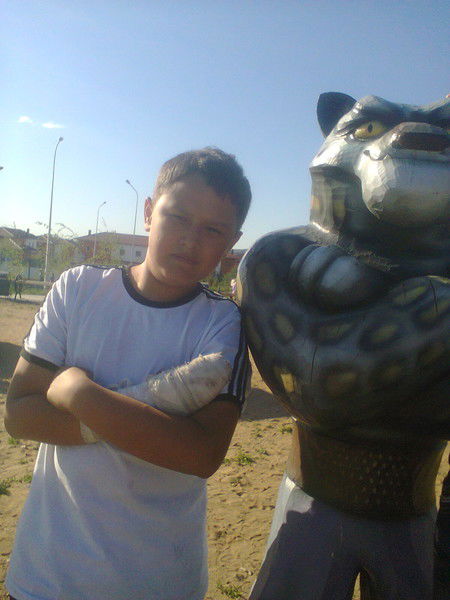 Руслан Комаров