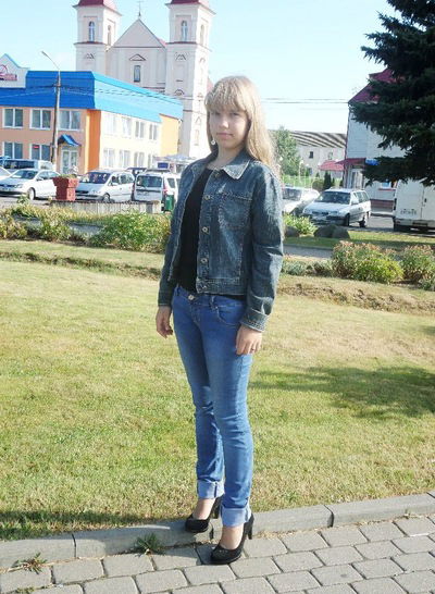 Надюша Денищик