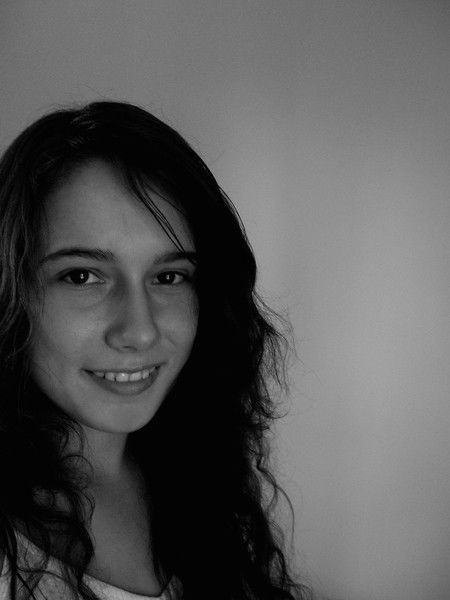 Аня Артемкіна