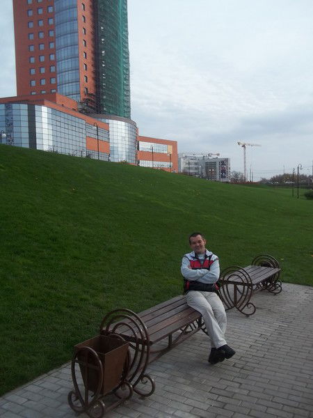 Владимир Изверов